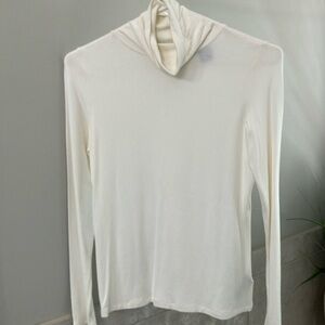 Liz Claiborne Turtle Neck